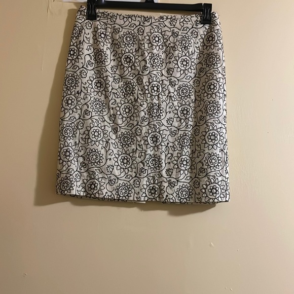 SALES SALEA 💯 Super Cute Skirt With All Over Embroidery 2 for $20 - Picture 1 of 4